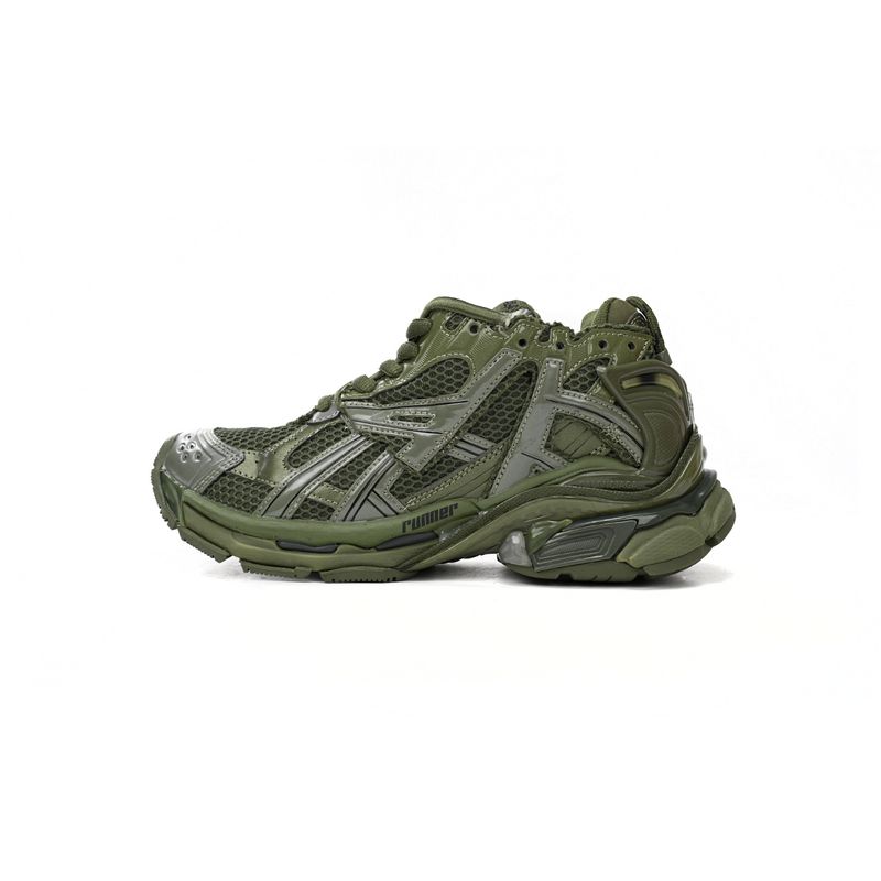 Balenciaga —— 373