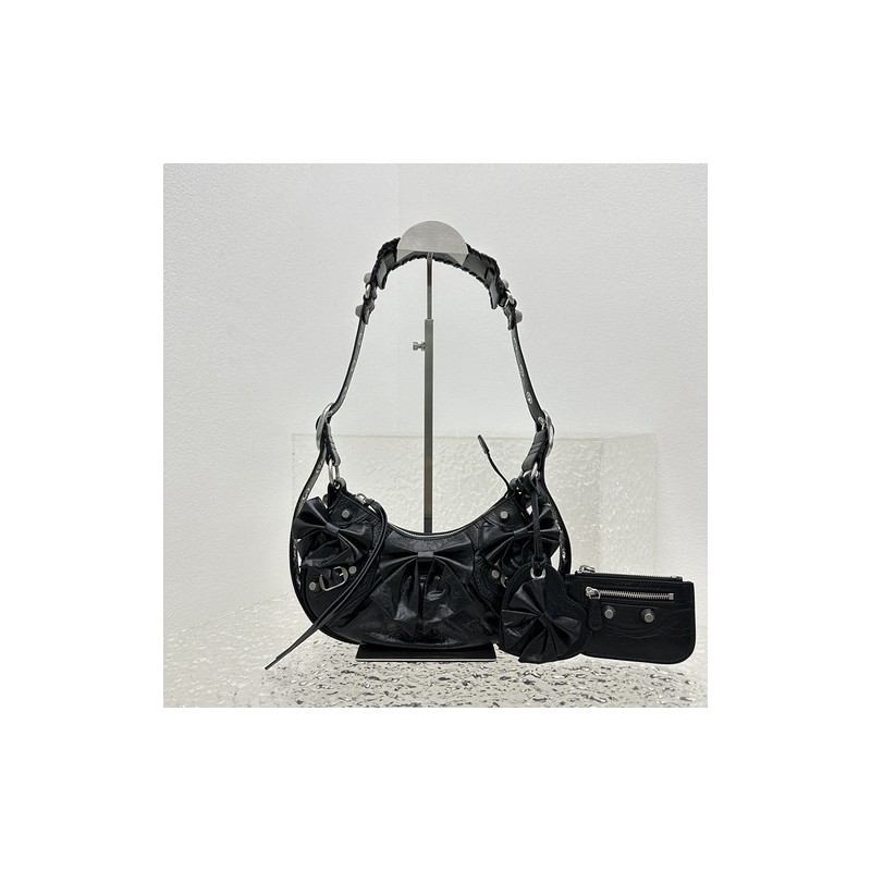 Balenciaga Le Cagole Shoulder Bag 008