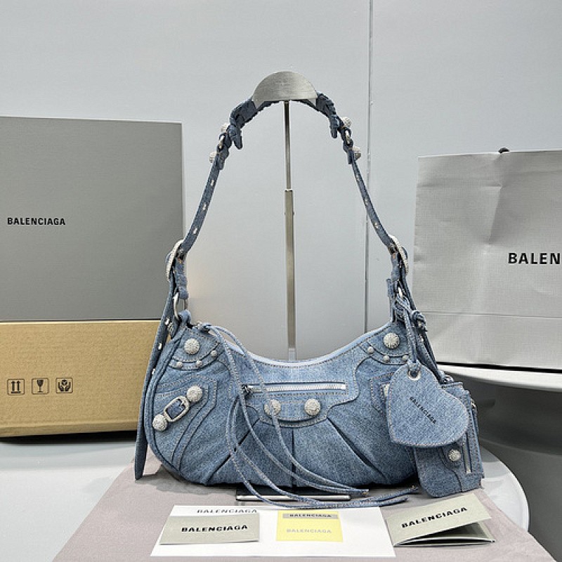 Balenciaga Le Cagole Shoulder Bag 013