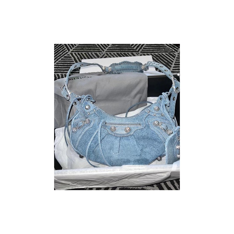 Balenciaga Le Cagole Shoulder Bag 017
