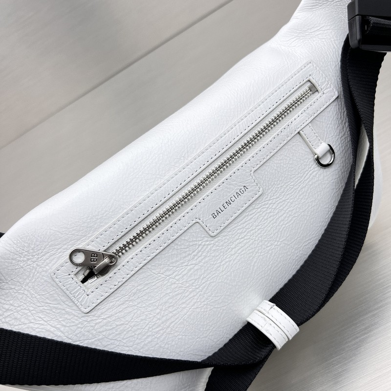 Balenciaga Explorer Belt Bag 033