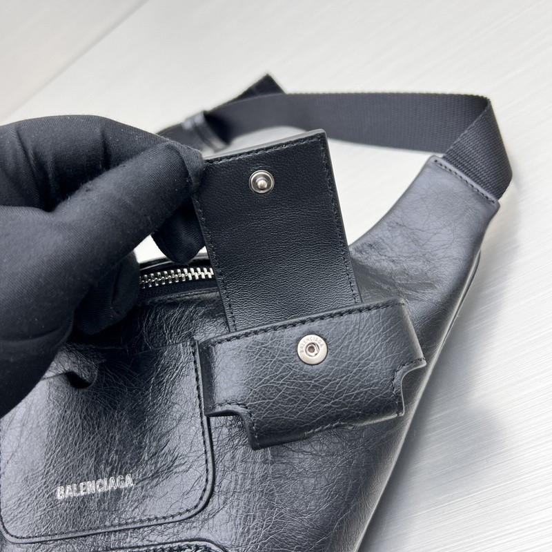 Balenciaga Explorer Belt Bag 033