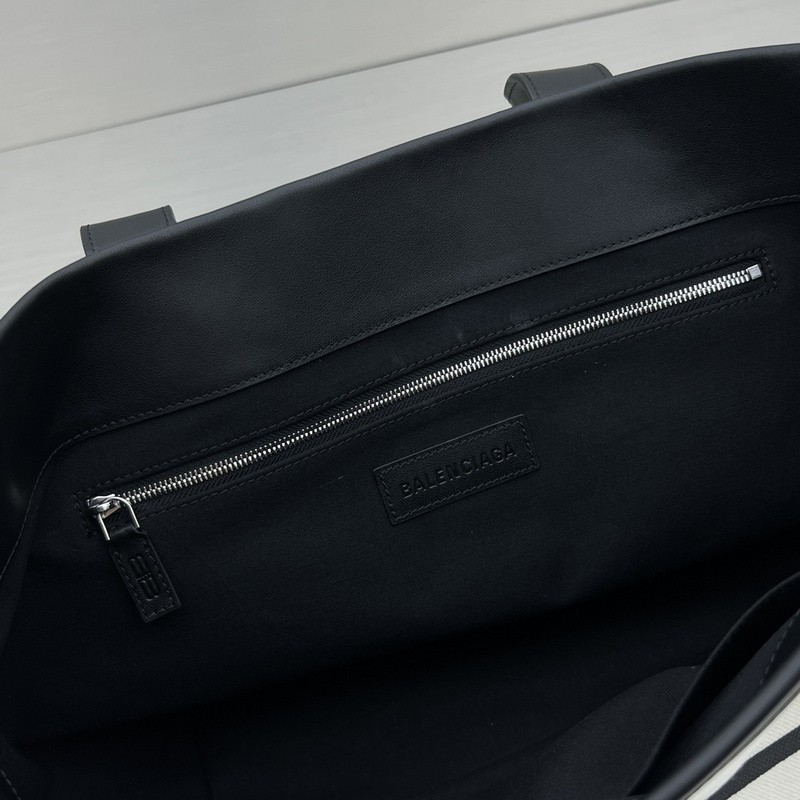 Balenciaga Explorer Belt Bag 033