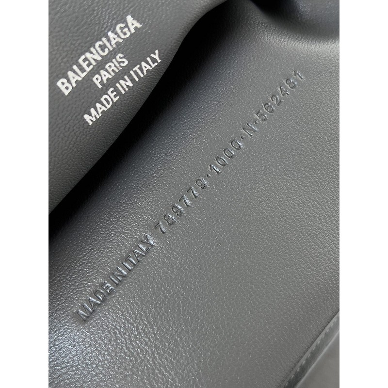Balenciaga Rodeo Top Handle Bag 055