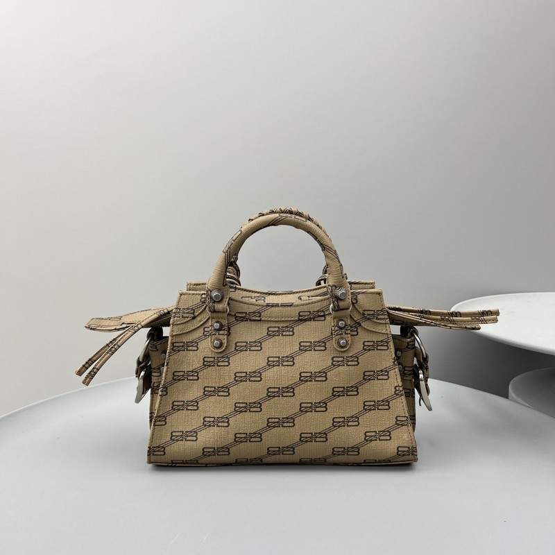 Balenciaga Le Cagole Top Handle Bag 068