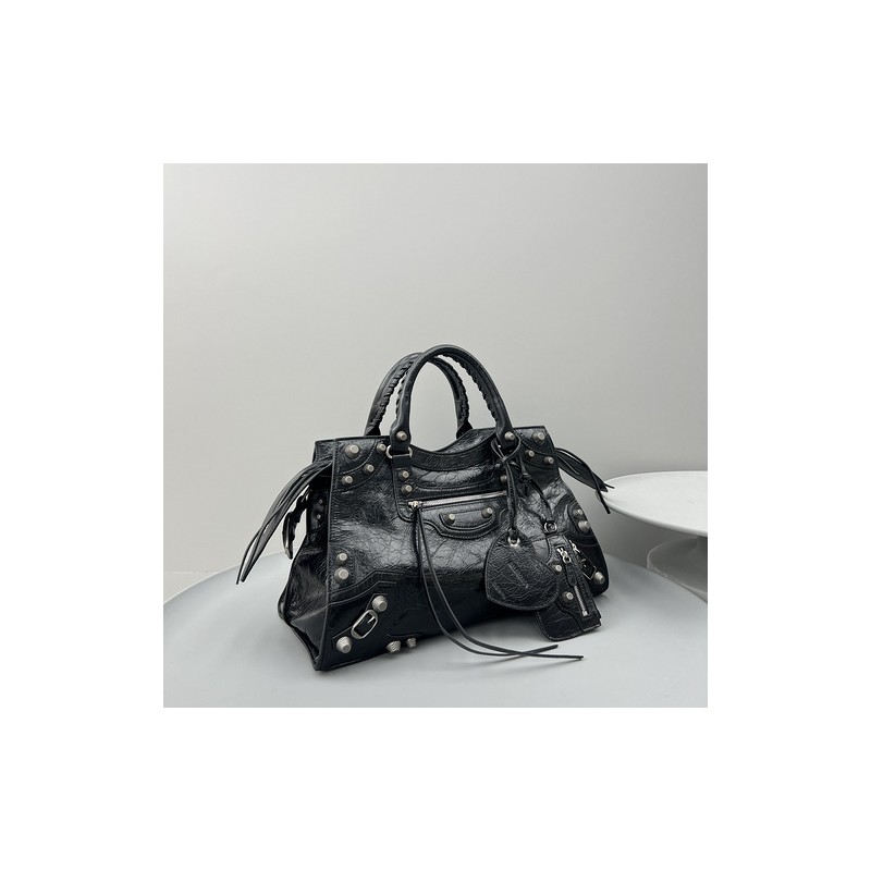 Balenciaga Le Cagole Top Handle Bag 071