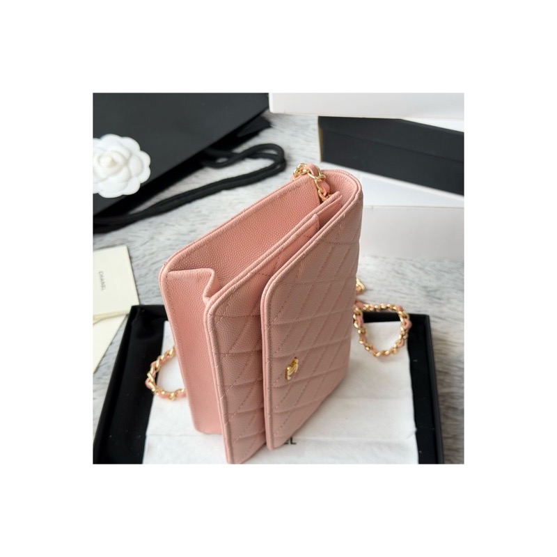 Chanel Wallet on Chain