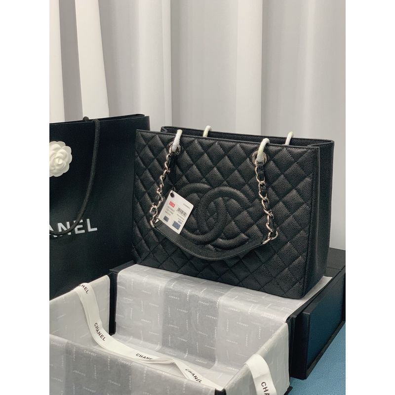 Chanel Quilted Handbag