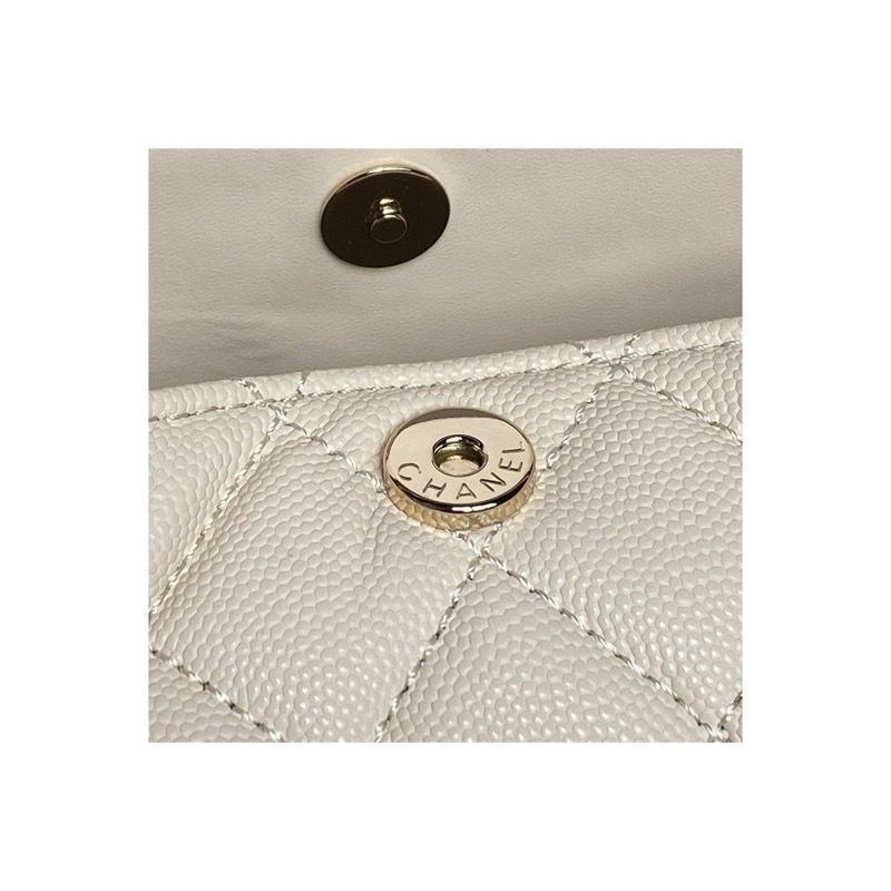 Chanel Wallet on Chain