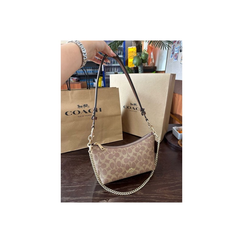 Coach Shoulder Bag