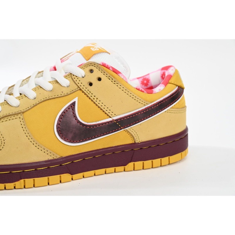 Nike Dunk Newcastle Brown Ale 313170-741