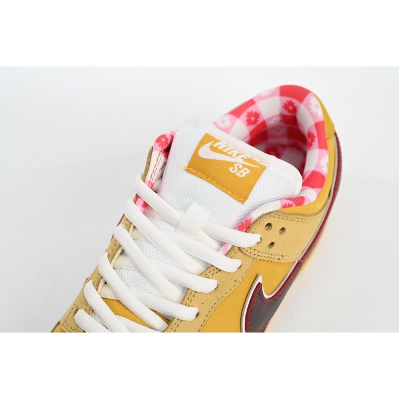 Nike Dunk Newcastle Brown Ale 313170-741