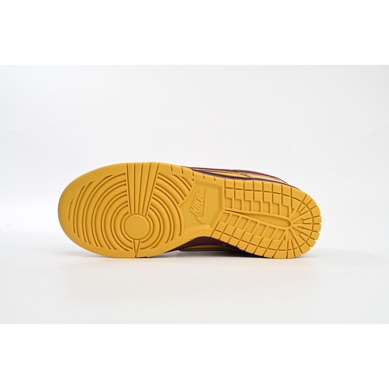 Nike Dunk Newcastle Brown Ale 313170-741