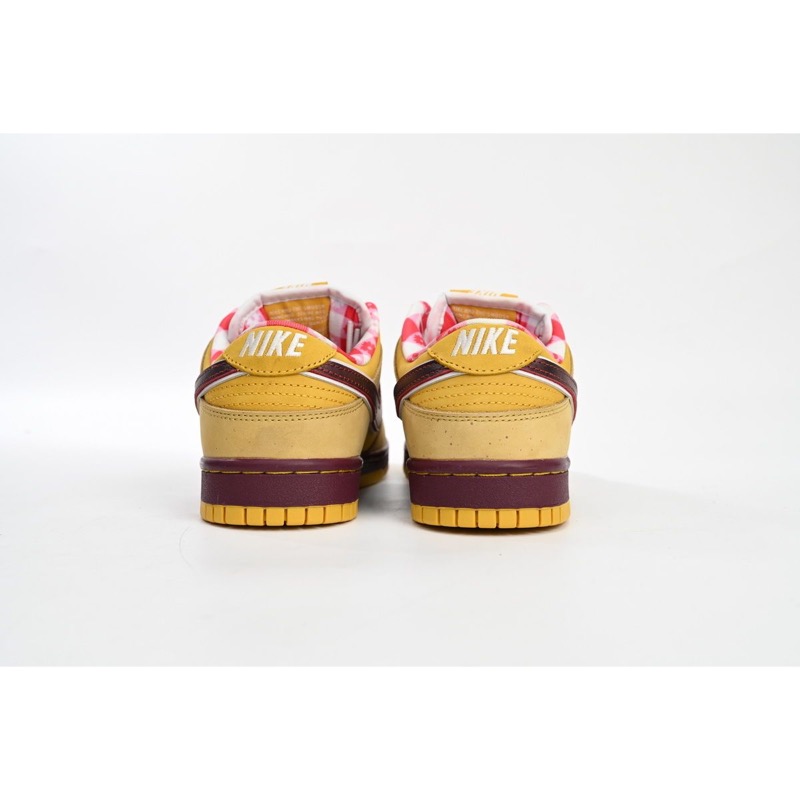 Nike Dunk Newcastle Brown Ale 313170-741