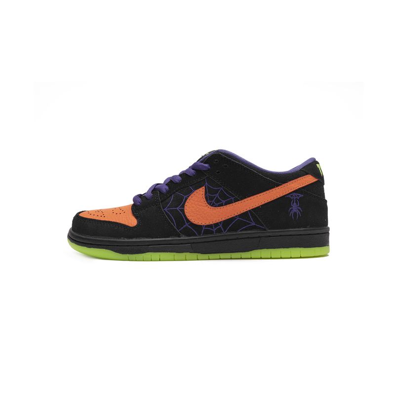 Nike Dunk Low SB 'Night Of Mischief' BQ6817-006