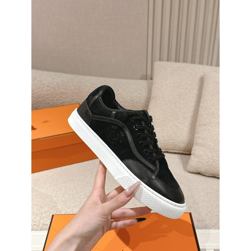Hermès Deep Sneaker 137