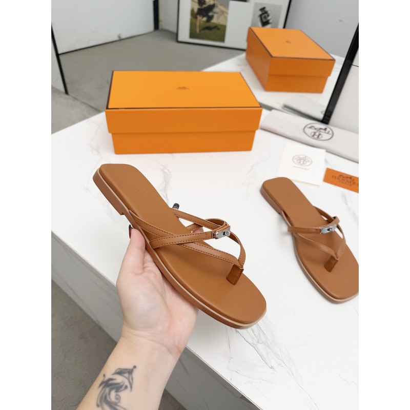 Hermès Thong Sandal 150