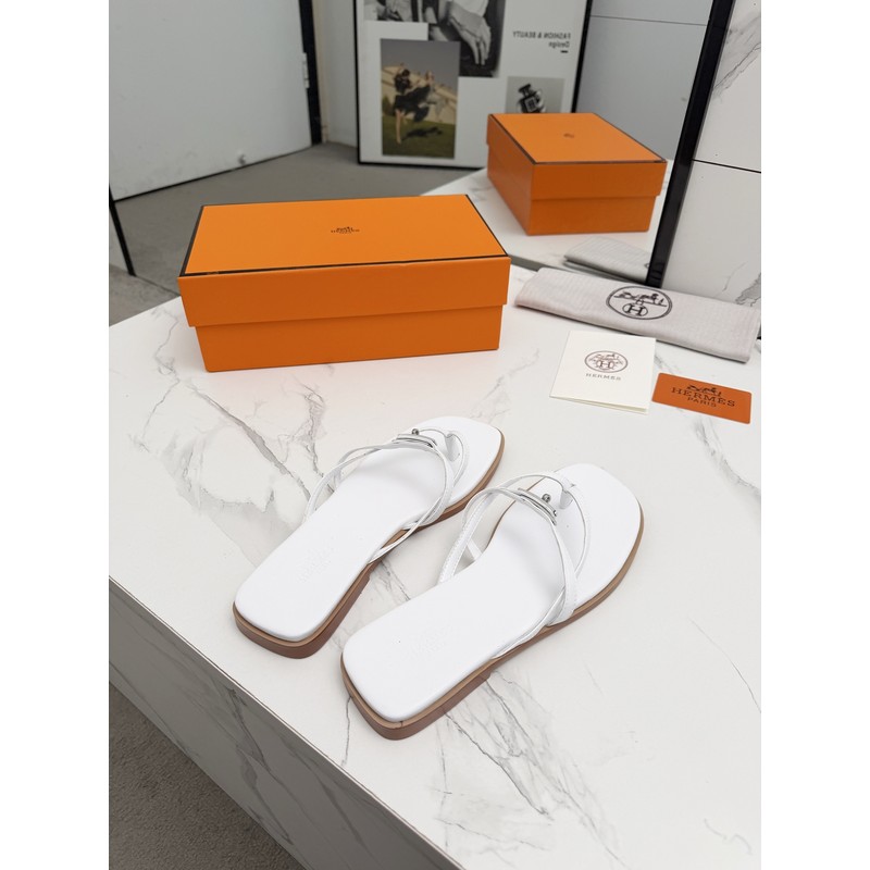 Hermès Thong Sandal 151