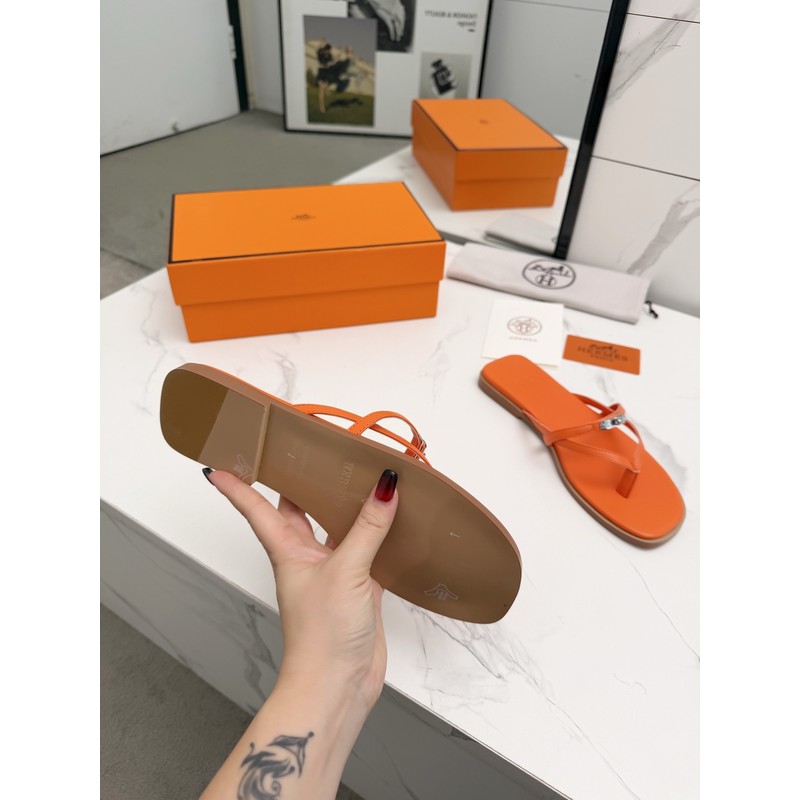 Hermès Thong Sandal 152