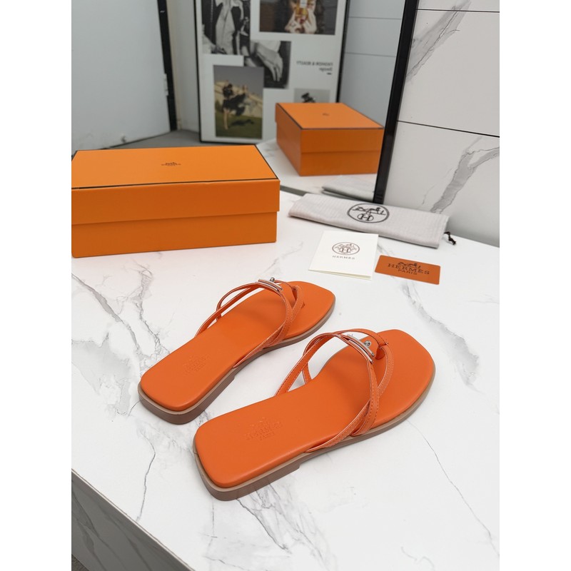 Hermès Thong Sandal 152