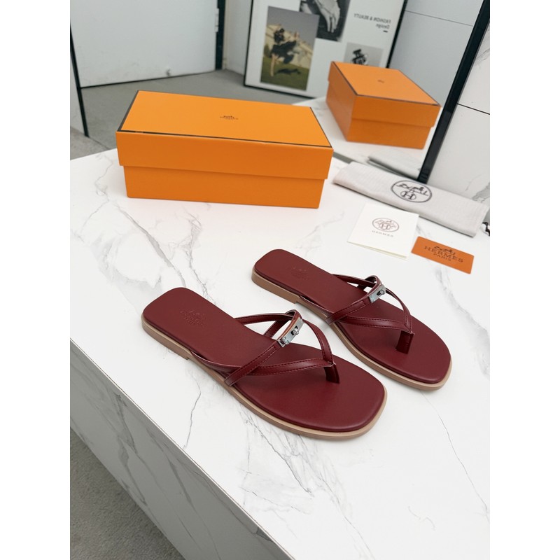 Hermès Thong Sandal 153