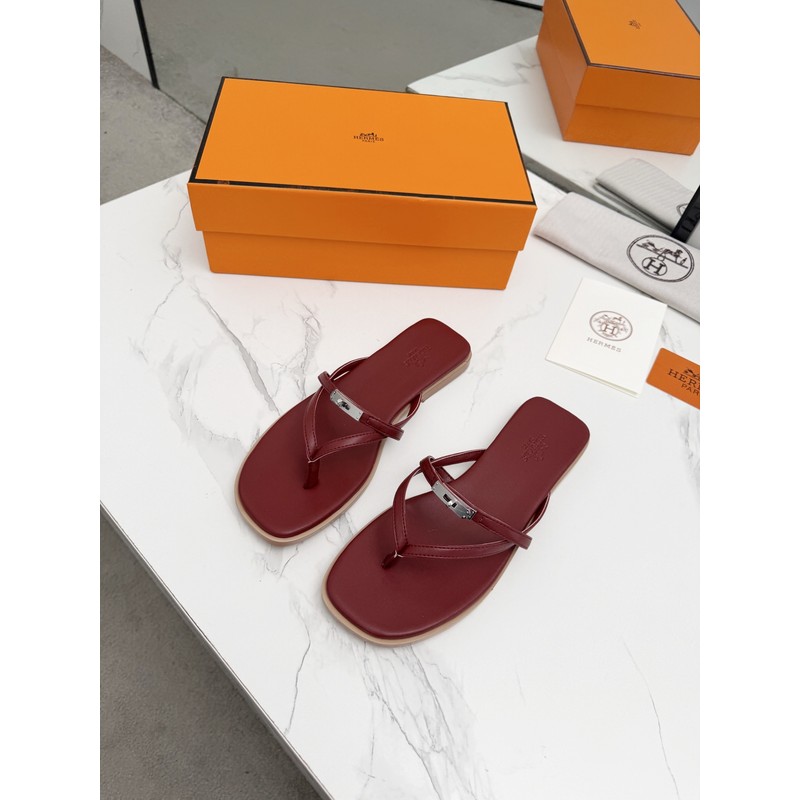 Hermès Thong Sandal 153
