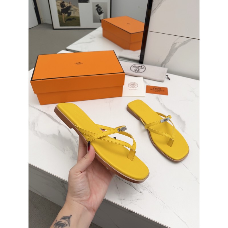 Hermès Thong Sandal 156