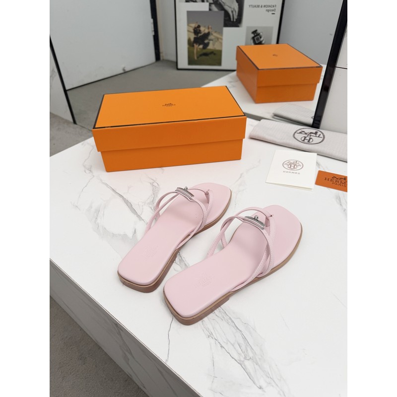 Hermès Thong Sandal 158