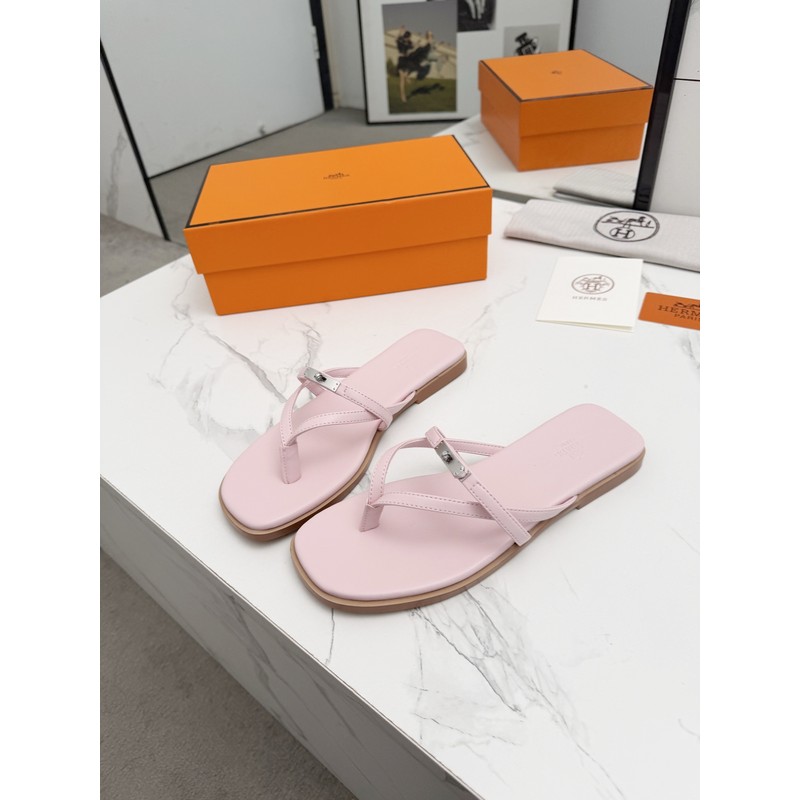 Hermès Thong Sandal 158