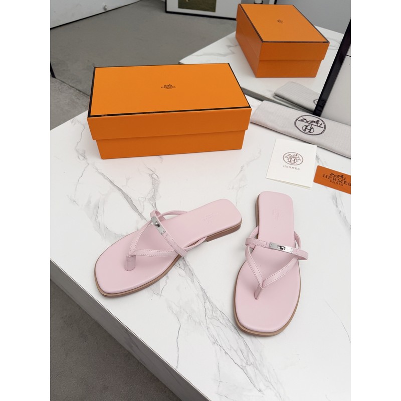 Hermès Thong Sandal 158
