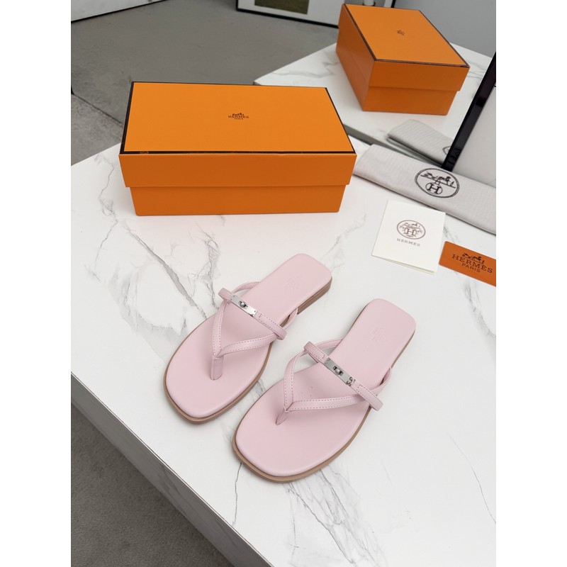 Hermès Thong Sandal 158