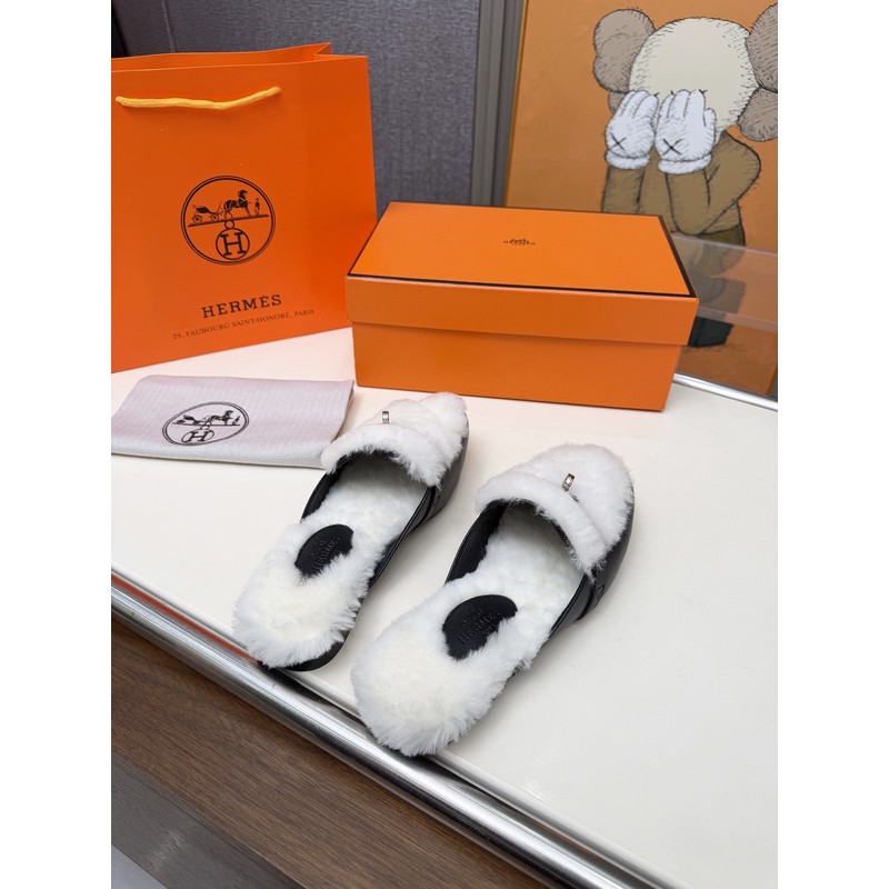 Hermès Shearling Loafer 159