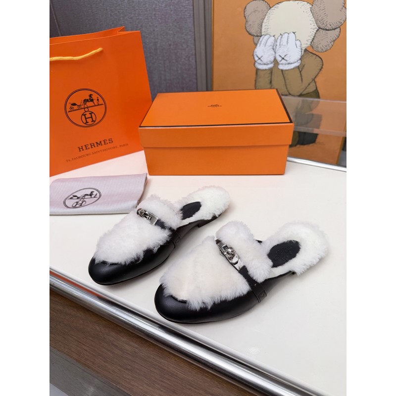 Hermès Shearling Loafer 159