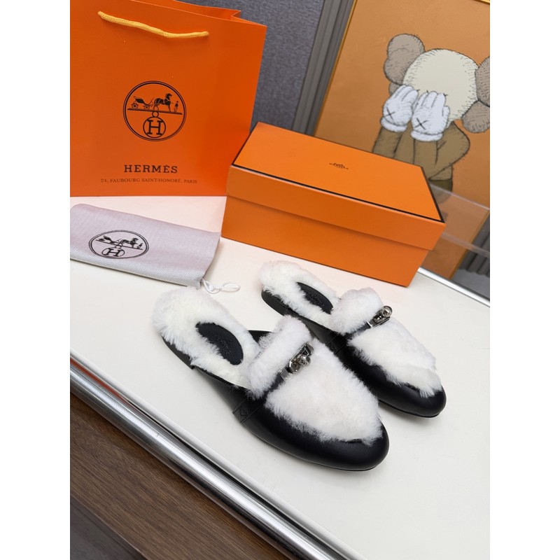 Hermès Shearling Loafer 159