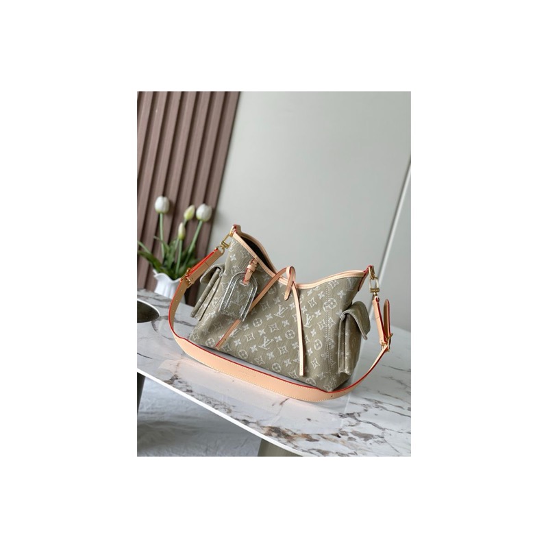 Louis Vuitton Handbag