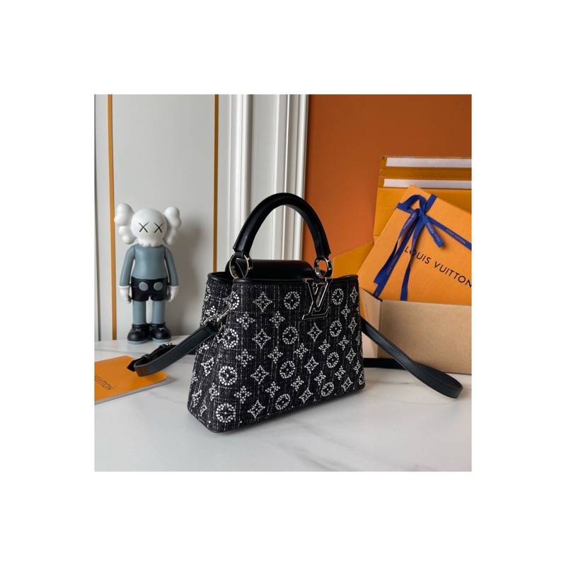 Louis Vuitton Capucines Monogram Bag