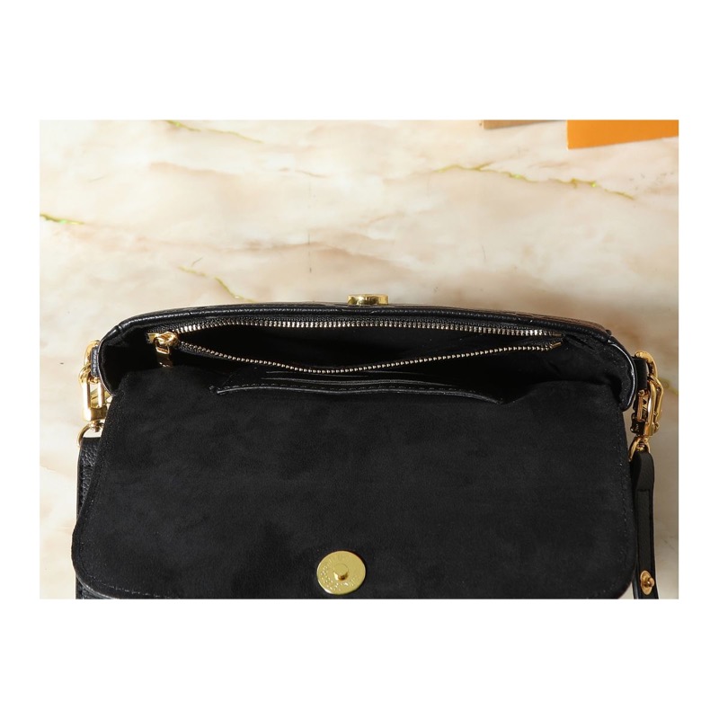Louis Vuitton Dauphine Monogram Bag