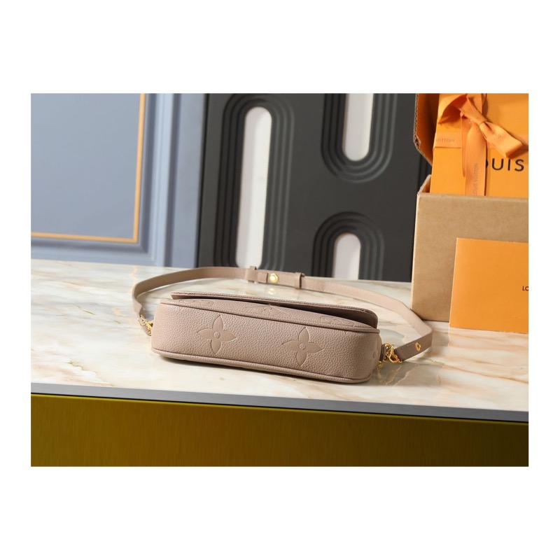 Louis Vuitton Crossbody Bag