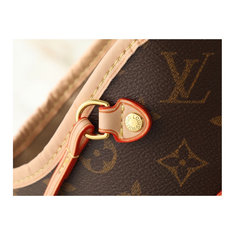Louis Vuitton Neverfull Monogram Bag