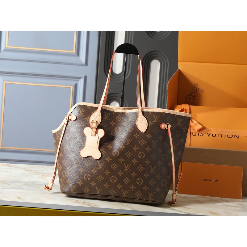 Louis Vuitton Neverfull Monogram Bag