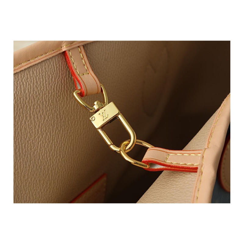 Louis Vuitton Neverfull Monogram Bag