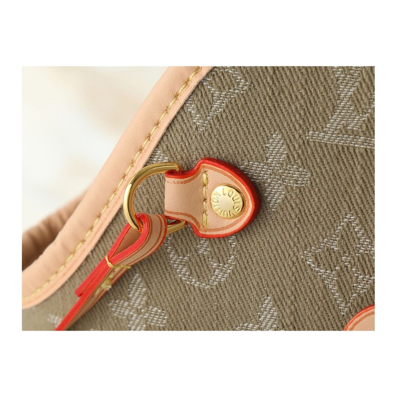 Louis Vuitton Neverfull Monogram Bag