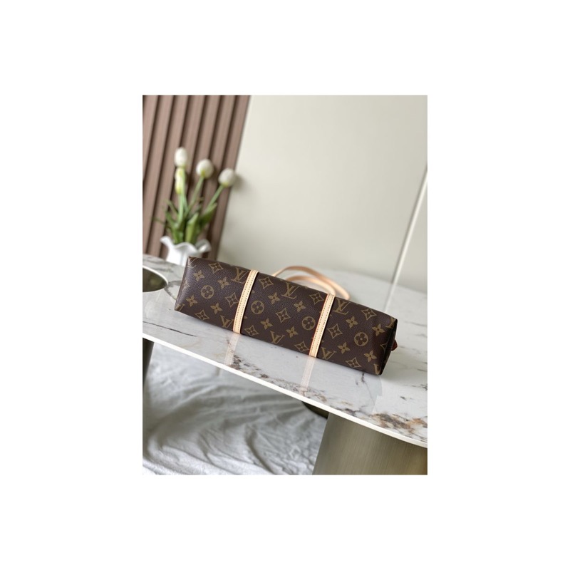 Louis Vuitton Alma Monogram Bag