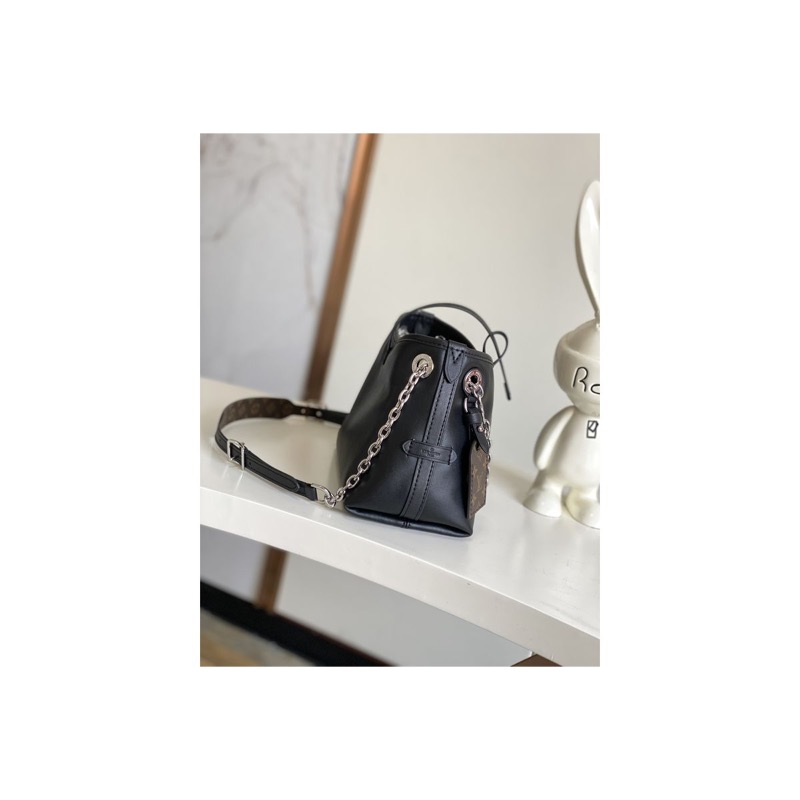 Louis Vuitton Crossbody Bag