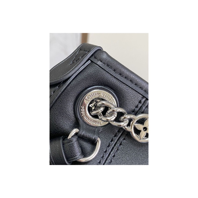 Louis Vuitton Shoulder Bag