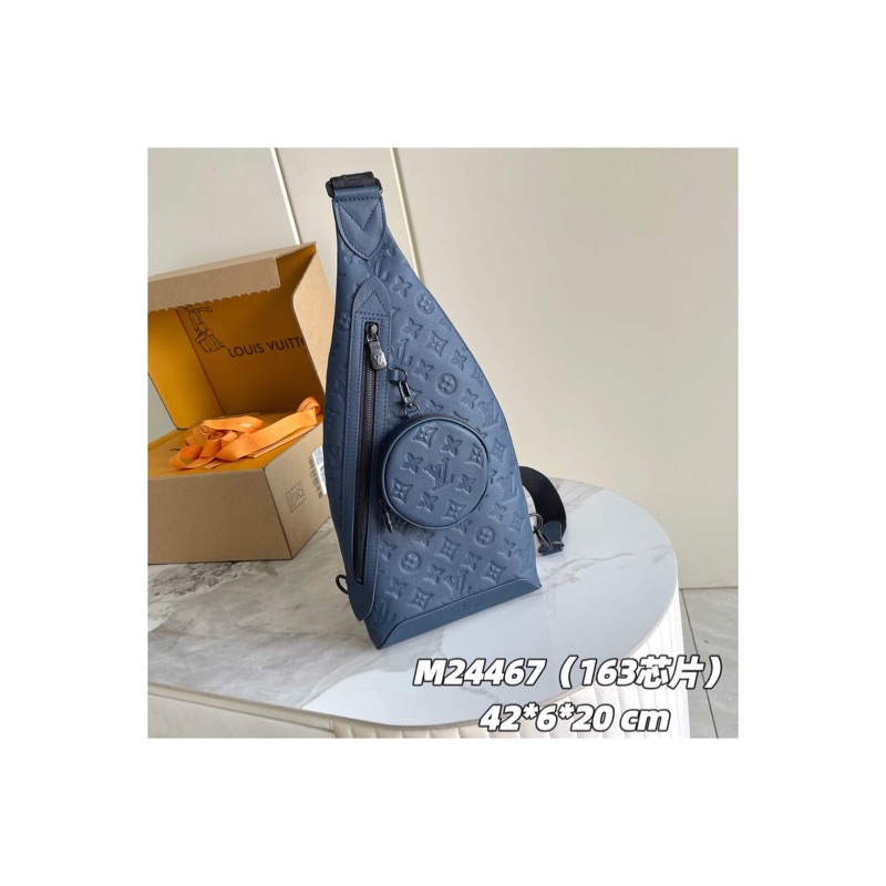 Louis Vuitton Monogram Shoulder Bag