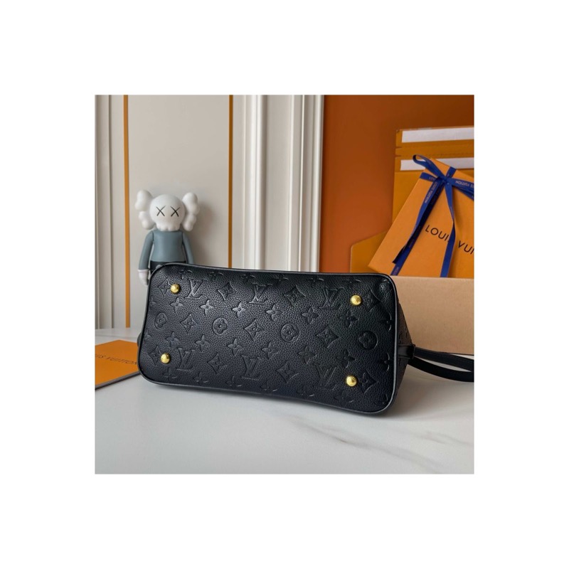 Louis Vuitton Alma Monogram Bag