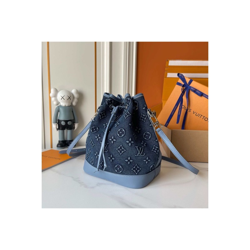 Louis Vuitton Noe Denim Bag
