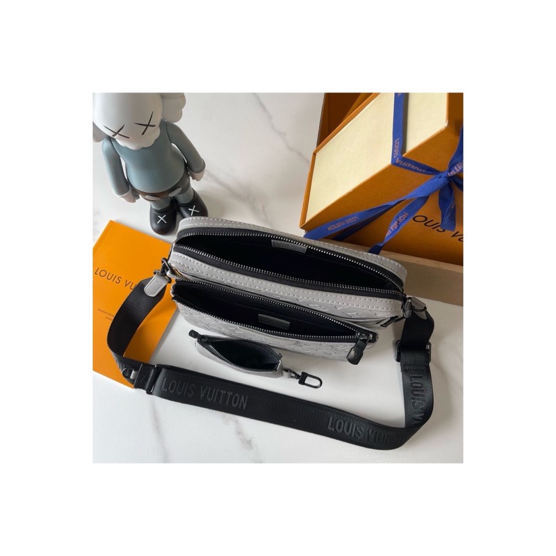 Louis Vuitton Monogram Shoulder Bag