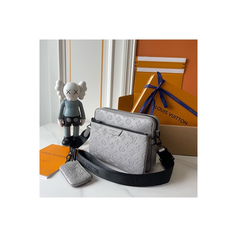 Louis Vuitton Monogram Shoulder Bag